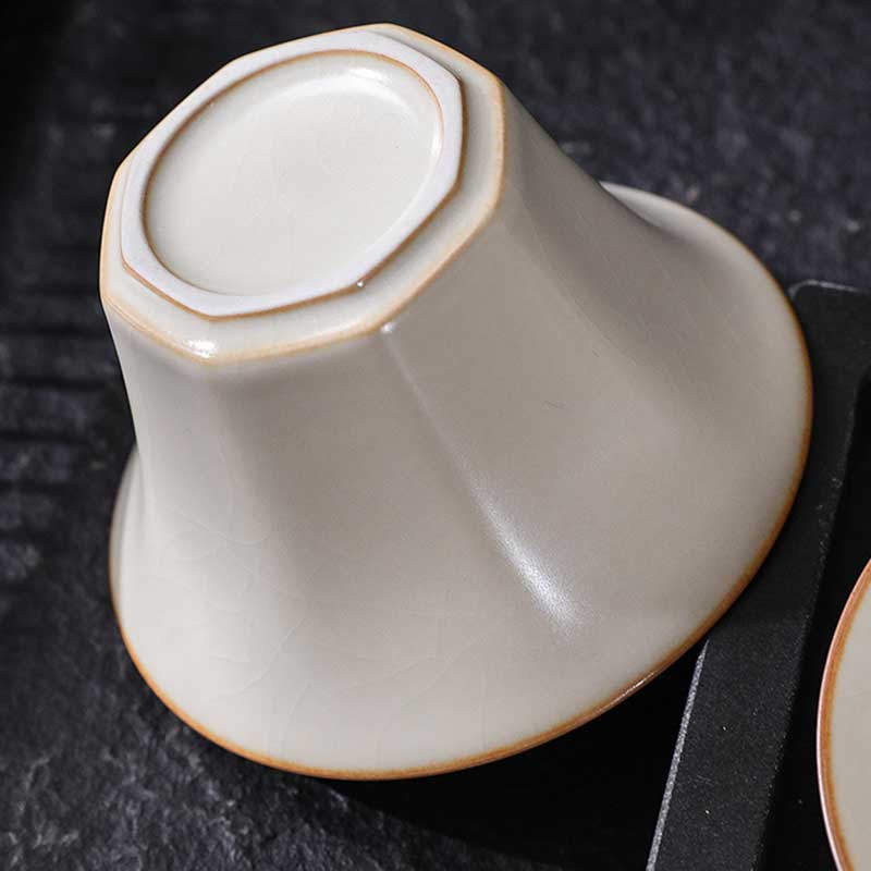 Beige Hovering Ru kiln Covered Gaiwan